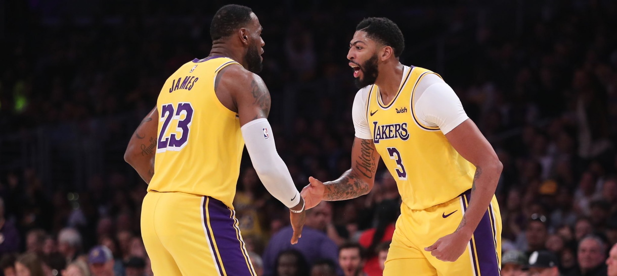 Lakers enfrenta Knicks no Madison Square Garden