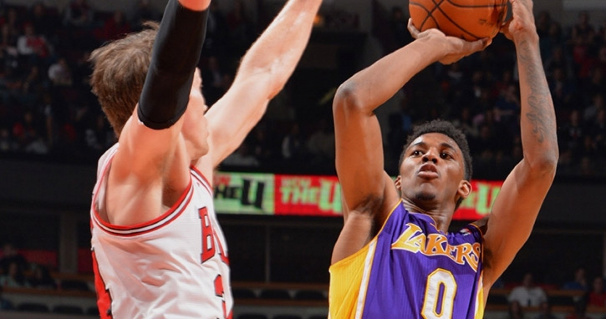 Lakers encara Bulls em jogo especial de Natal
