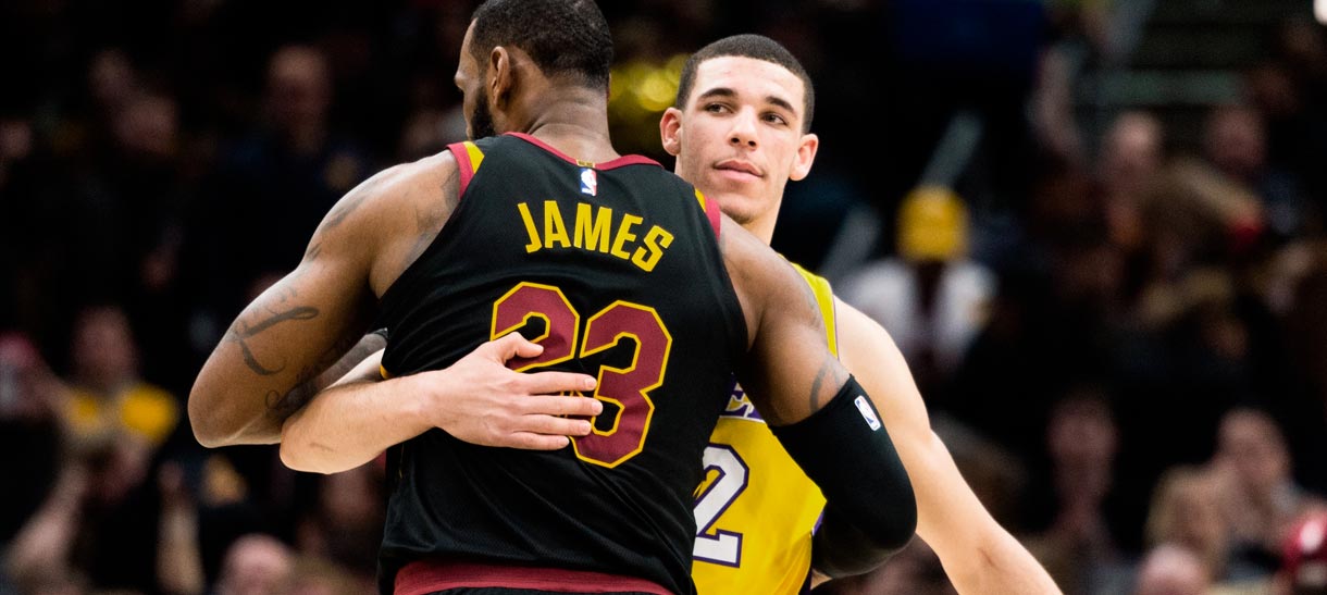 Jogadores do Lakers são alvo do Cavaliers para trocas