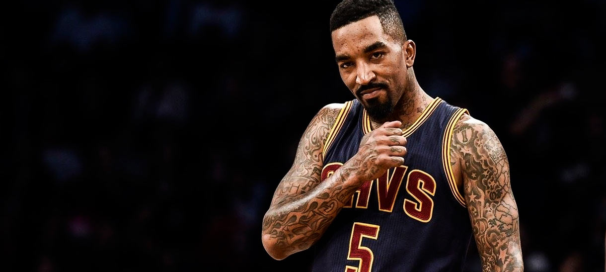Lakers vai dar chance a JR Smith