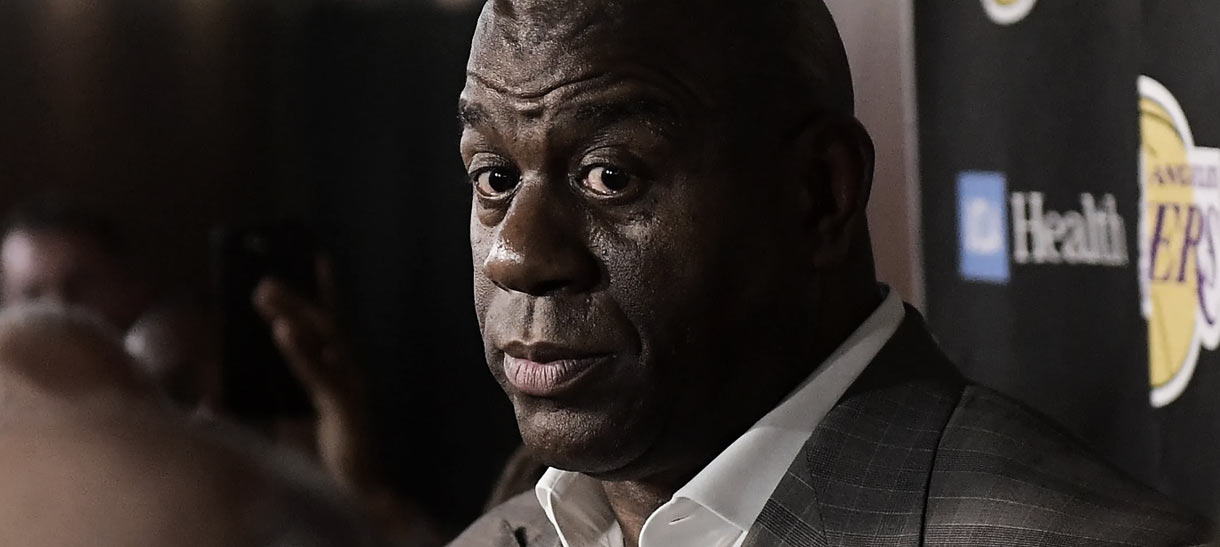 Magic Johnson critica derrota do Lakers para o Pistons