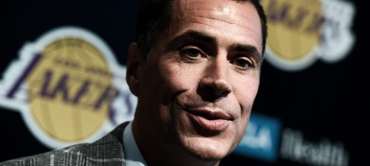 NBA: Lakers já estaria discutindo futuro de pivô