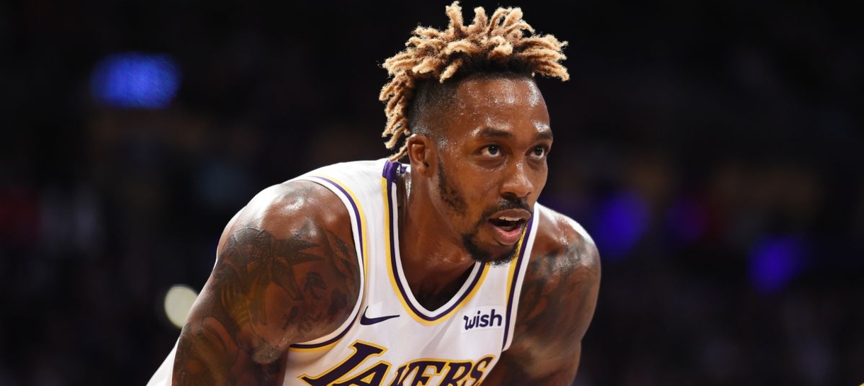 Dwight Howard fala sobre torneio de enterradas e relacionamento com o time