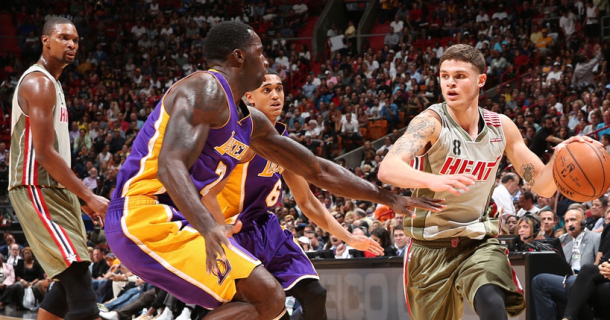Lakers é dominado pelo Heat em Miami