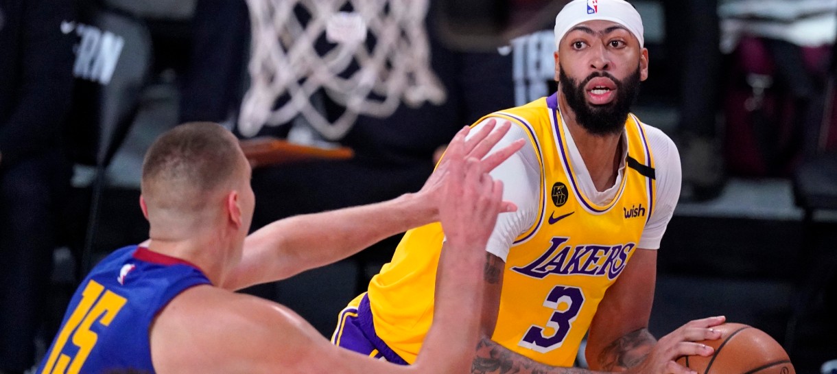 Lakers enfrenta Nuggets em busca do 3-0