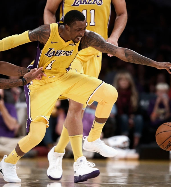 O Lakers e a saga de tentar conter os desperdícios de bola